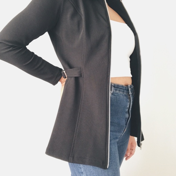 Black blazer - Picture 3 of 3